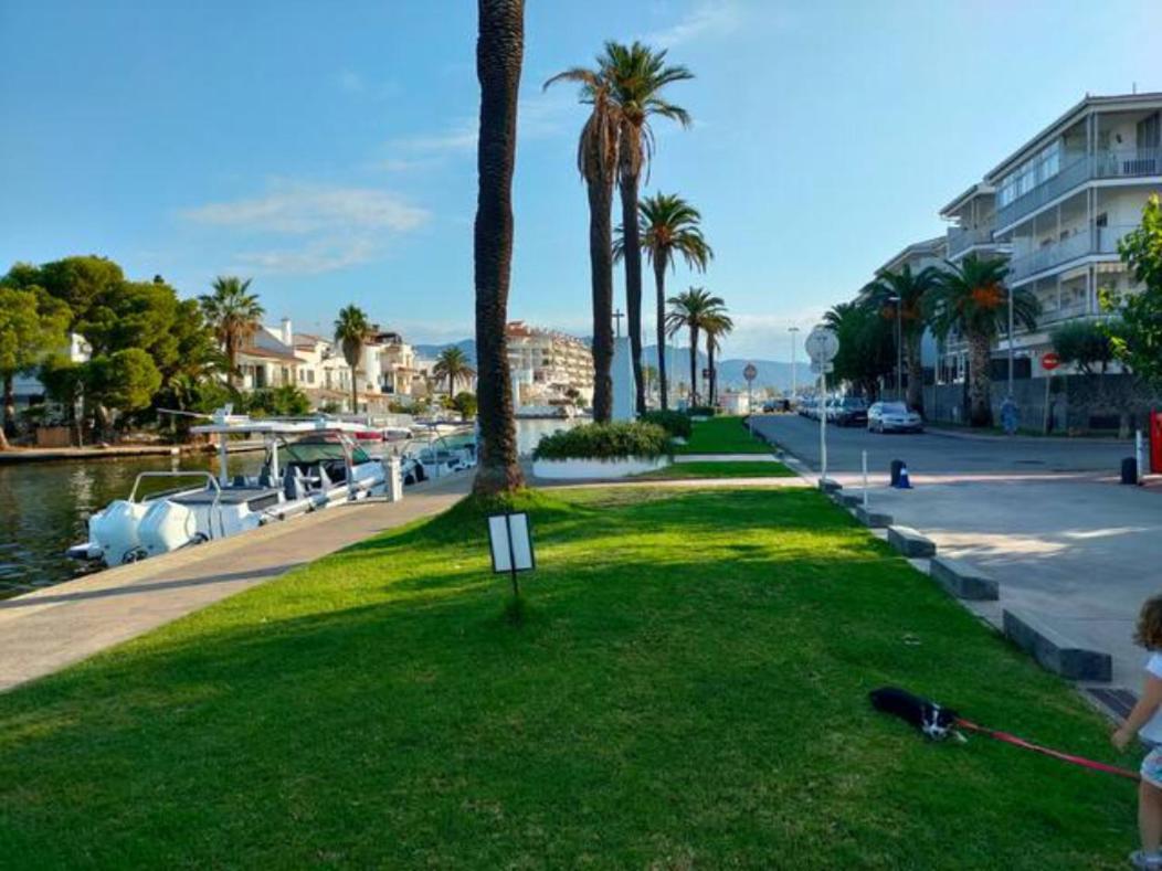 Apartamento Con Terraza Cerca De La Playa By Insidehome Empuriabrava Extérieur photo